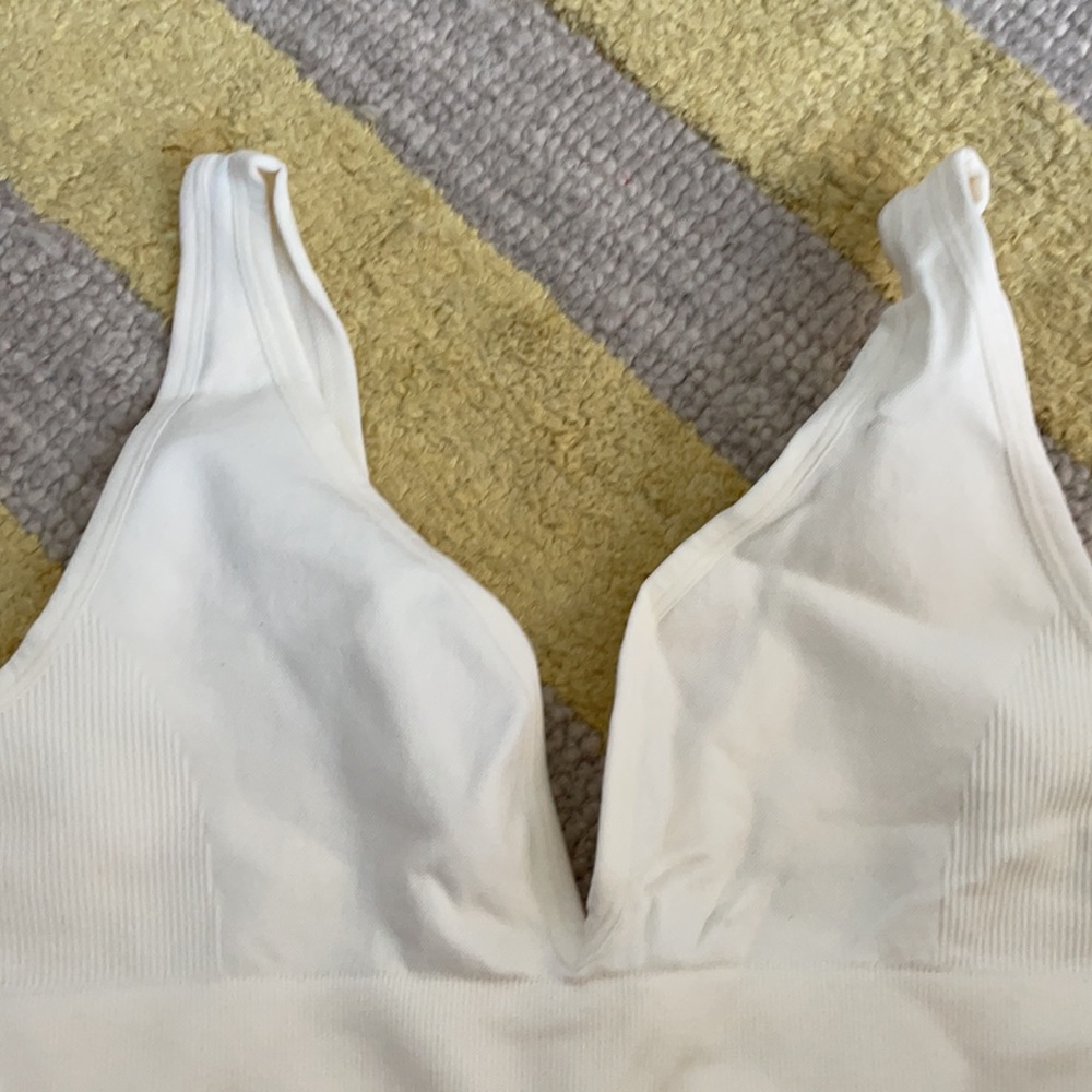 V Neck Bra Top in Off White
WeWoreWhat medium - Picture 9 of 10